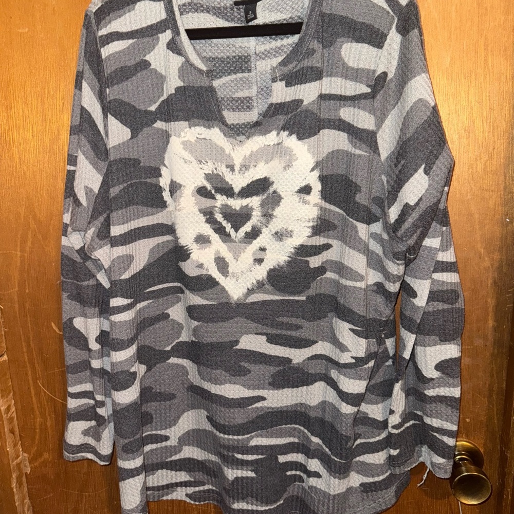 Torrid Gray and White Scoop Neck Heart Sweater